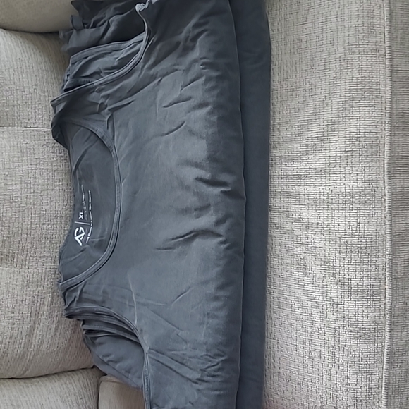 Alta Gracia Apparel T Shirts - Picture 4 of 4